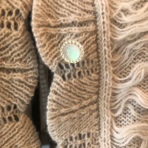 SHEIN cream & pearl cardigan size large - Picture 3 of 3